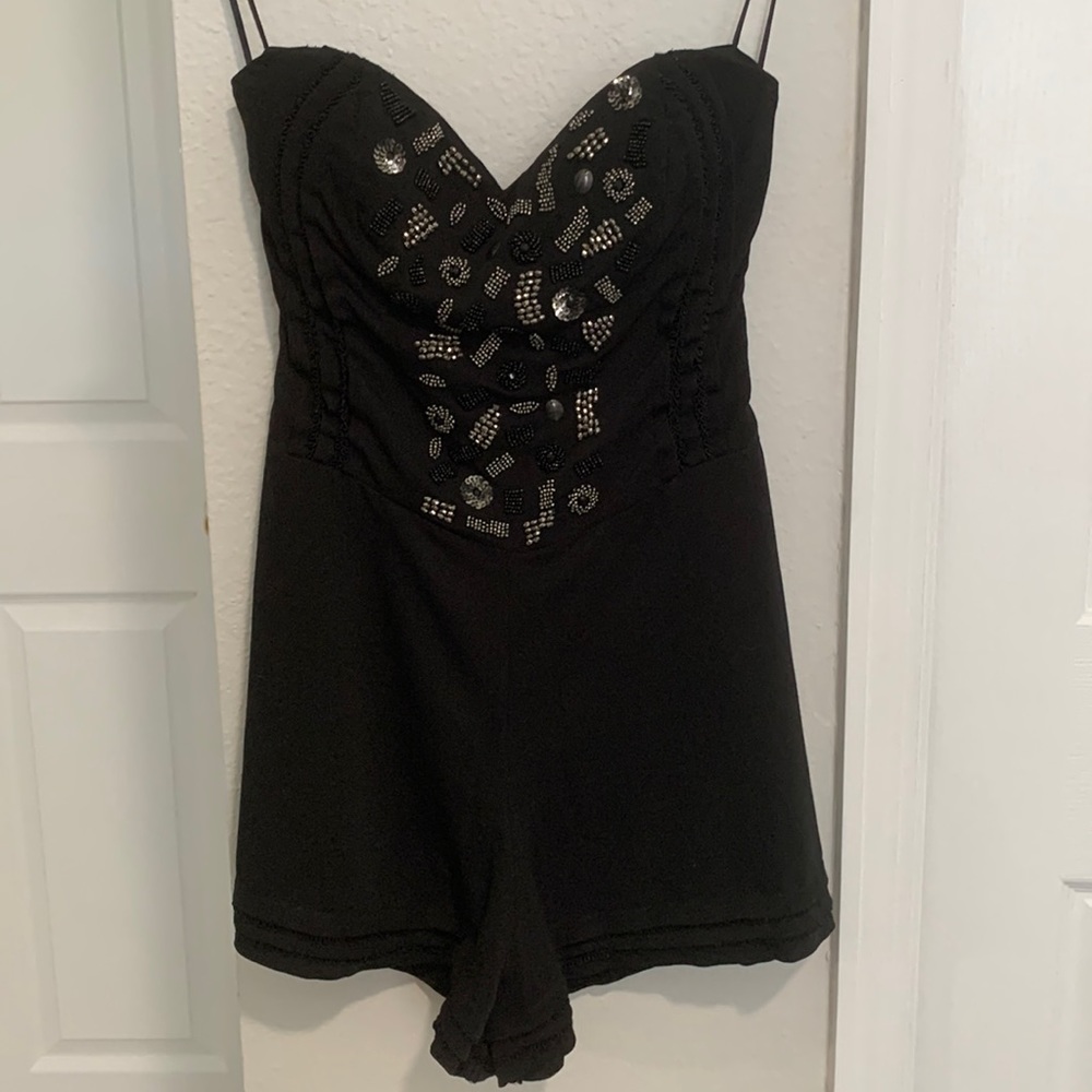 Guess short black strapless romper